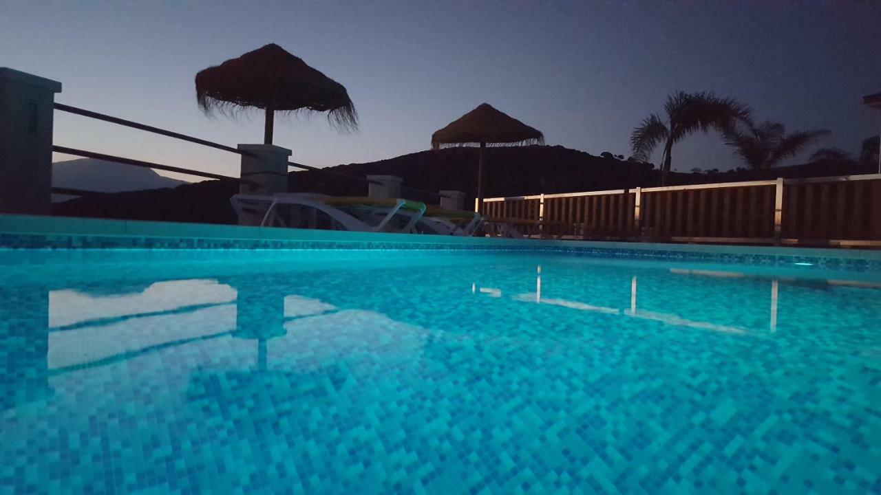 Villa Rural El Mirador Эль-Чорро Экстерьер фото